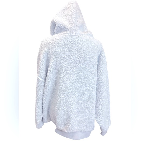 PINK Victoria's Secret Hydrangea Blue Oversized Cozy Sherpa Pullover Hoodie - Picture 4 of 10